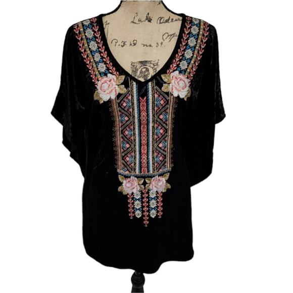Madeline Sparklestein Embroidered Black Crushed Velvet Tunic Size Small - Picture 1 of 8